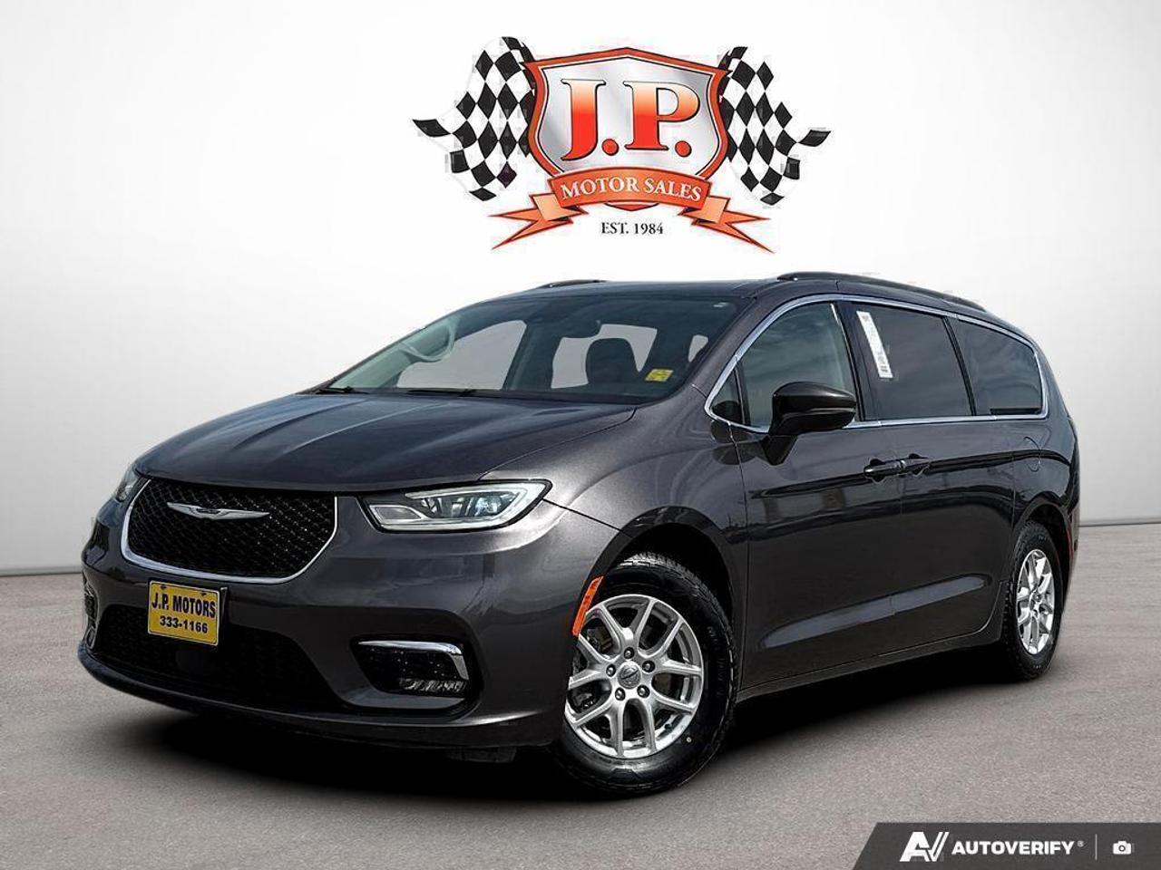 2022 Chrysler Pacifica Touring L BLUETOOTH   HTD SEATS   KEYLESS ENTRY Photo