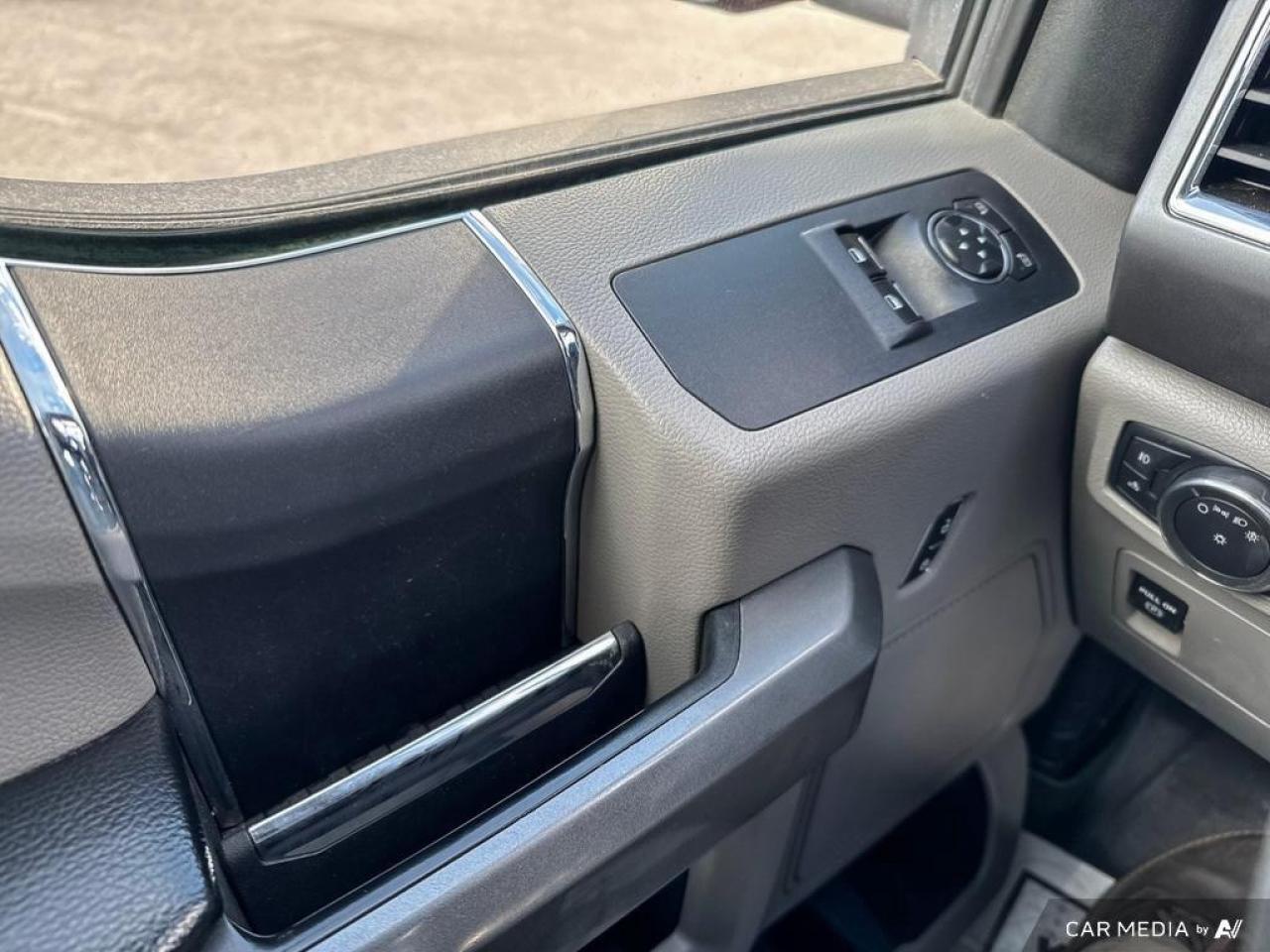 2016 Ford F-150 XLT AIR CONDITIONING   BRAKE ASSIST   4X4 Photo