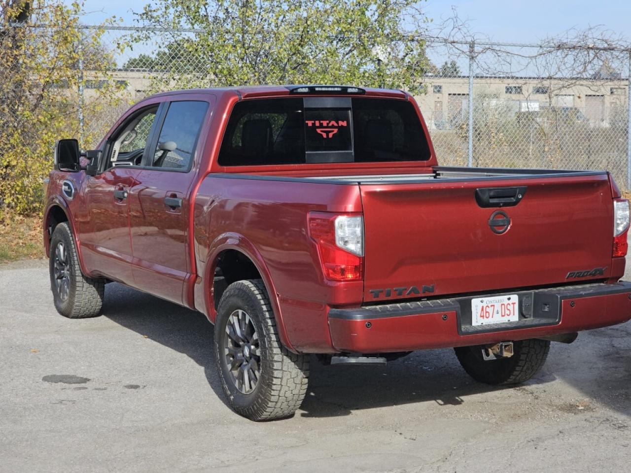 2018 Nissan Titan 4x4 Crew Cab Photo