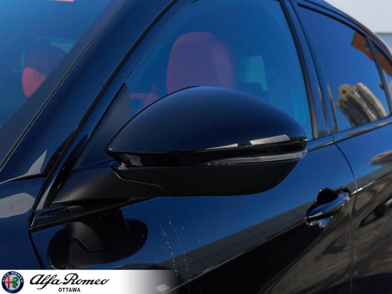 2022 Alfa Romeo Stelvio TI AWD Photo