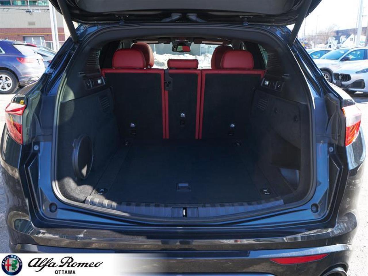 2022 Alfa Romeo Stelvio TI AWD Photo