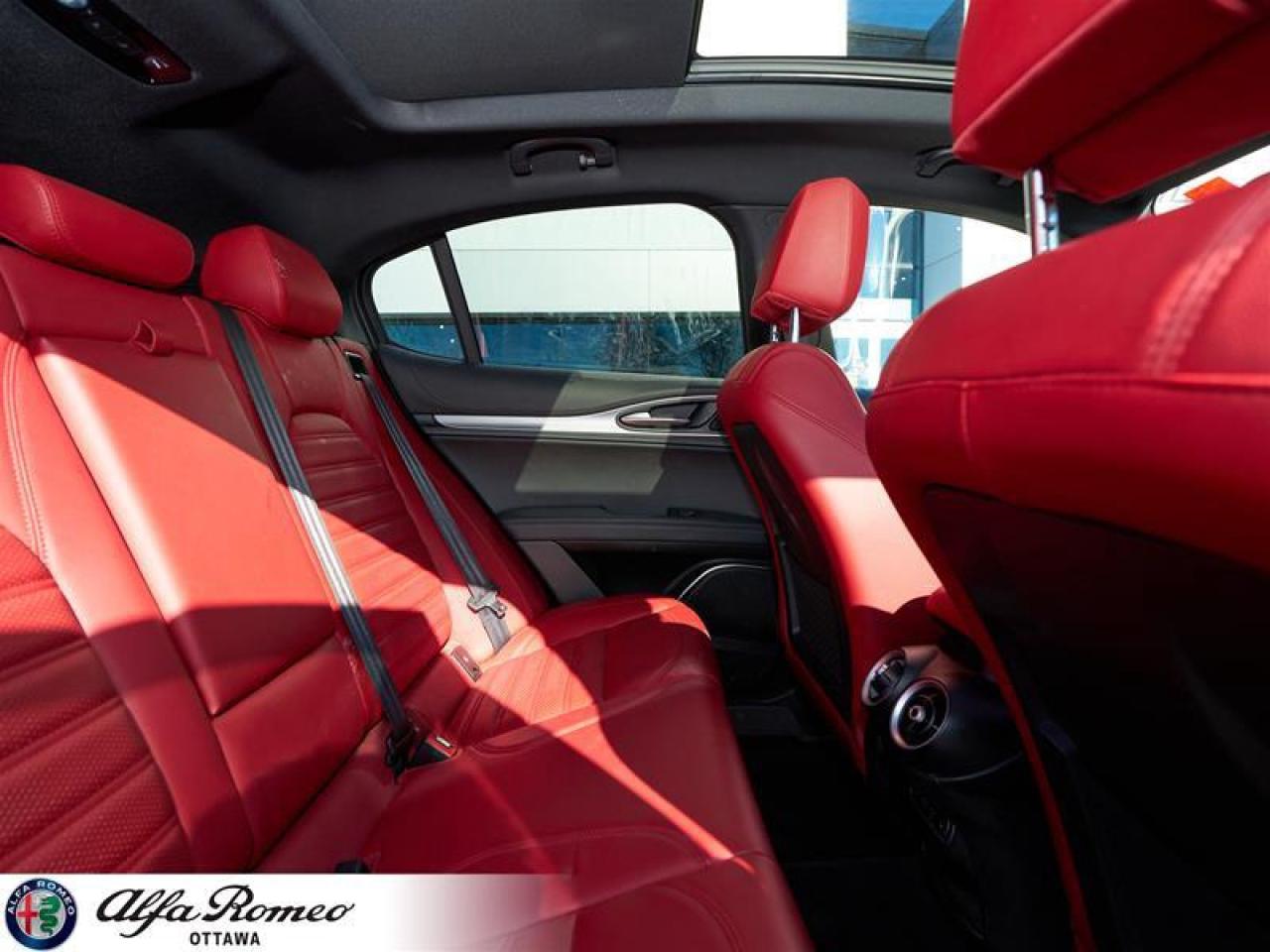 2022 Alfa Romeo Stelvio TI AWD Photo