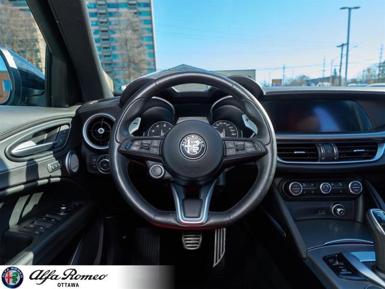 2022 Alfa Romeo Stelvio TI AWD Photo