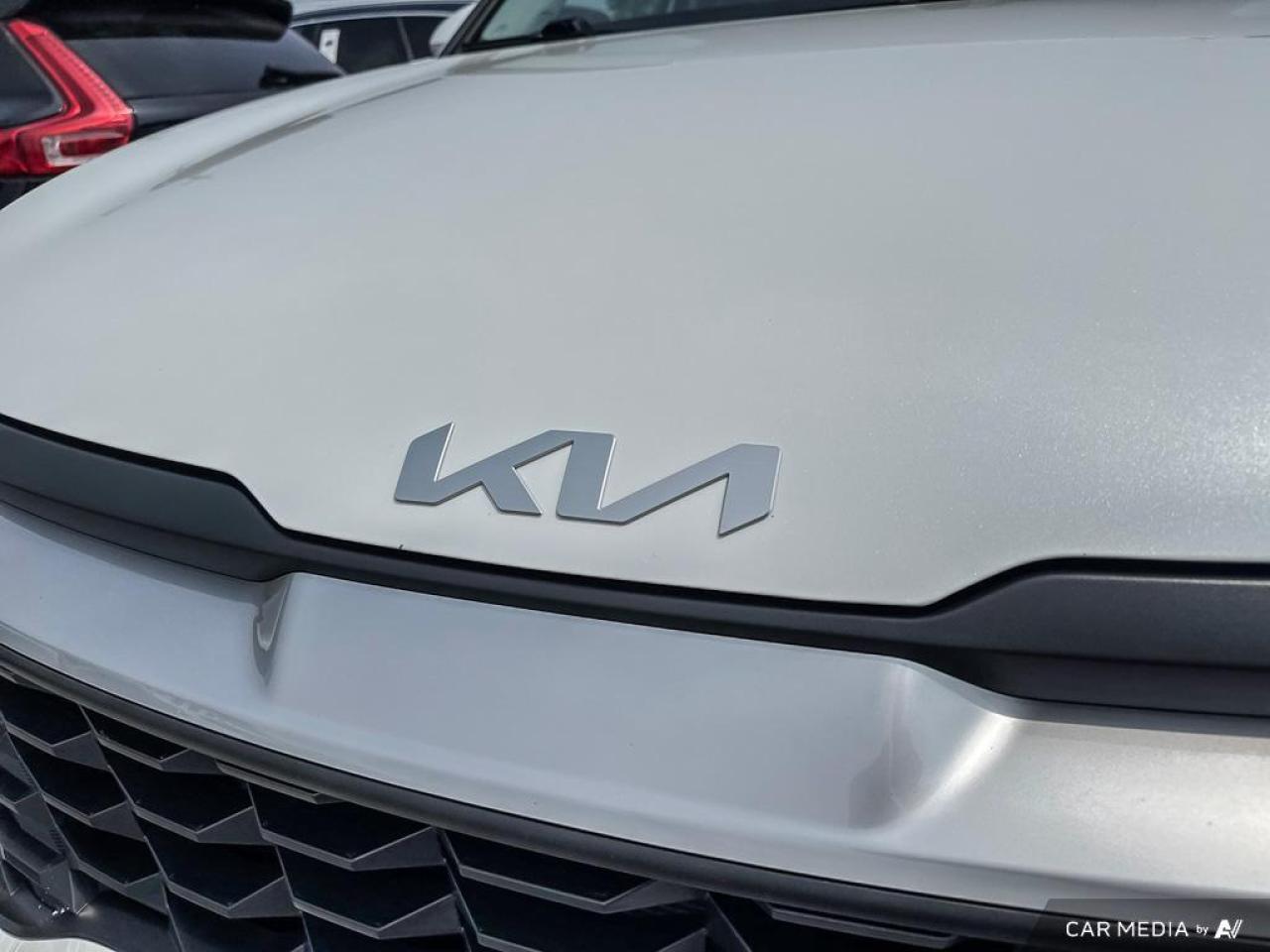 2023 Kia Sportage LX BACKUP CAM   BLUETOOTH   HTD SEATS   KEYLESS EN Photo