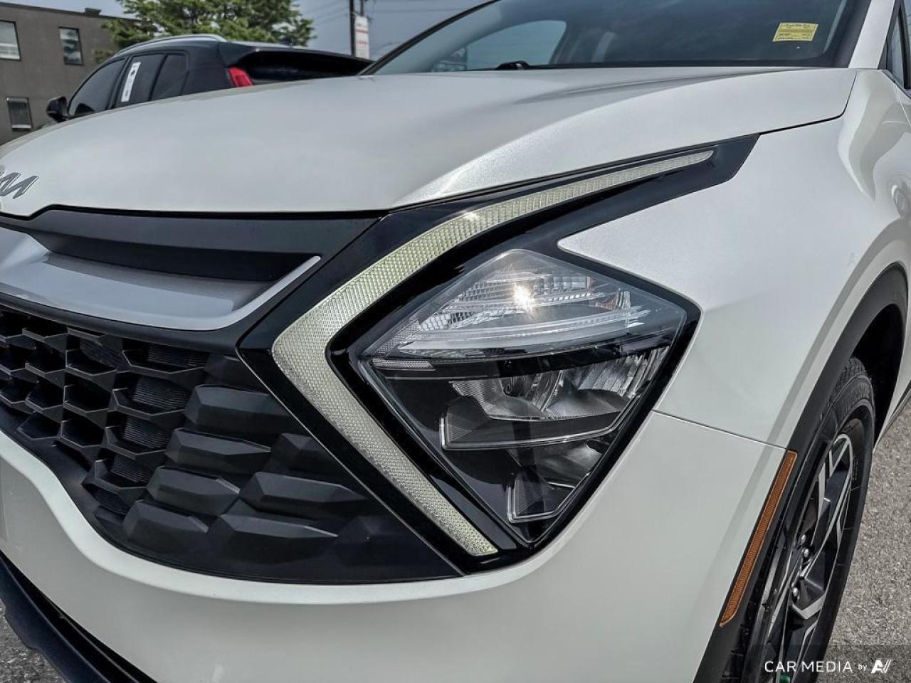 2023 Kia Sportage LX BACKUP CAM   BLUETOOTH   HTD SEATS   KEYLESS EN Photo