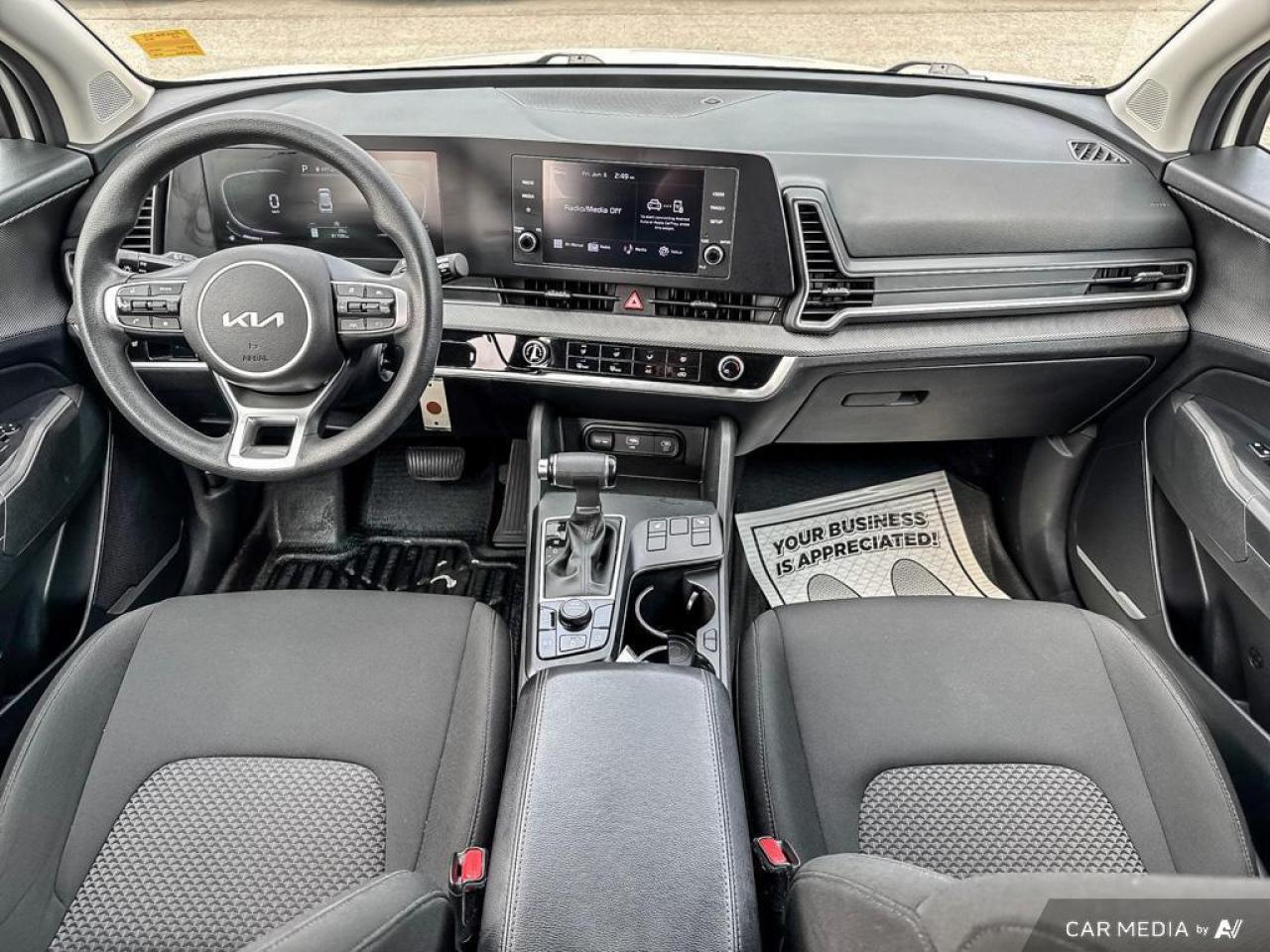 2023 Kia Sportage LX BACKUP CAM   BLUETOOTH   HTD SEATS   KEYLESS EN Photo