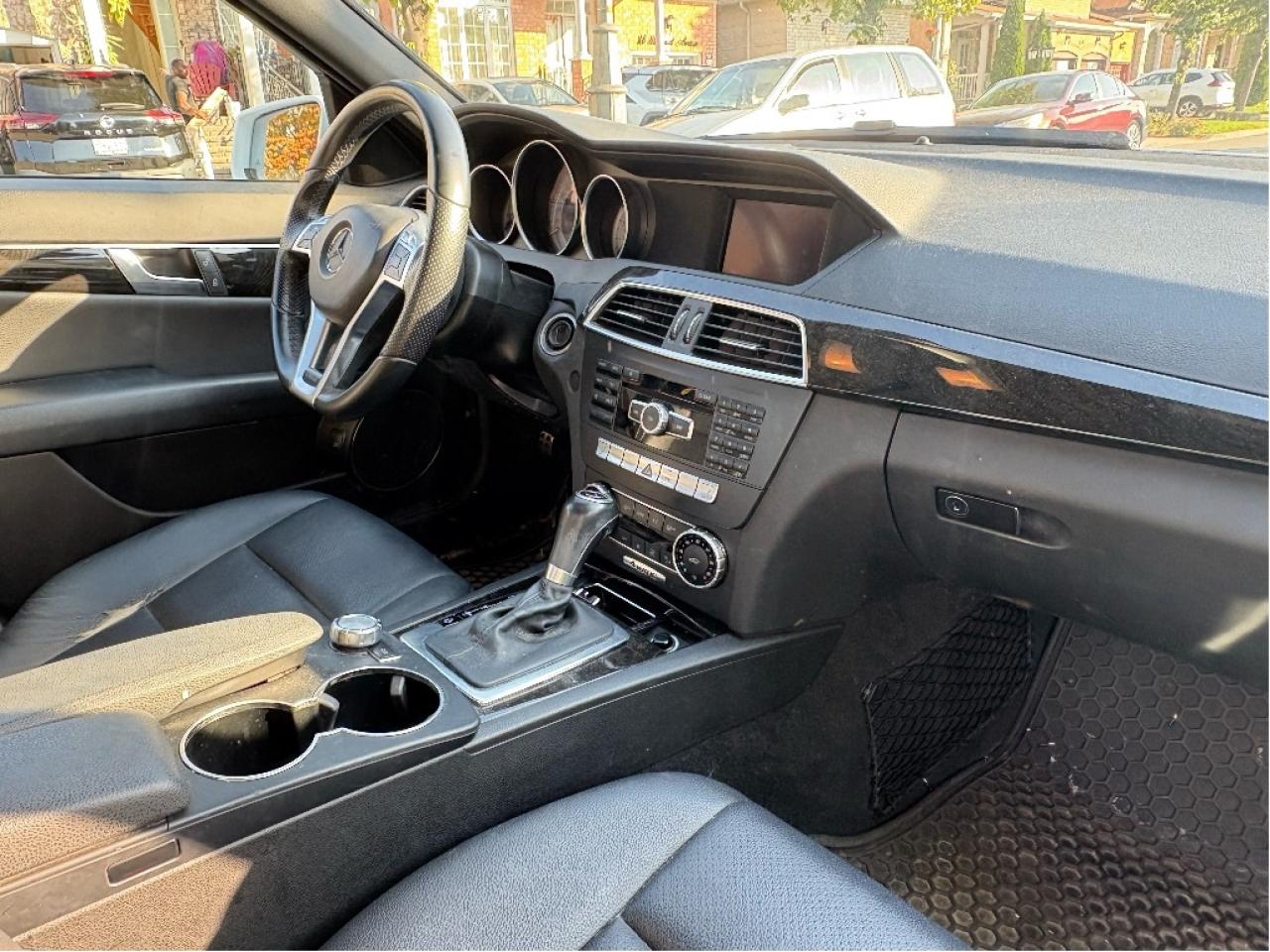 2014 Mercedes-Benz C-Class 4matic / CERTIFIED Photo