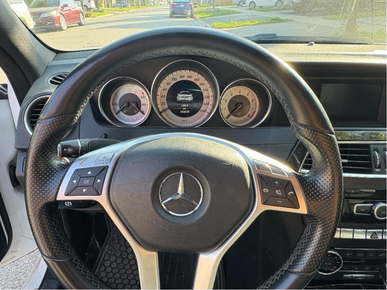 2014 Mercedes-Benz C-Class 4matic / CERTIFIED Photo