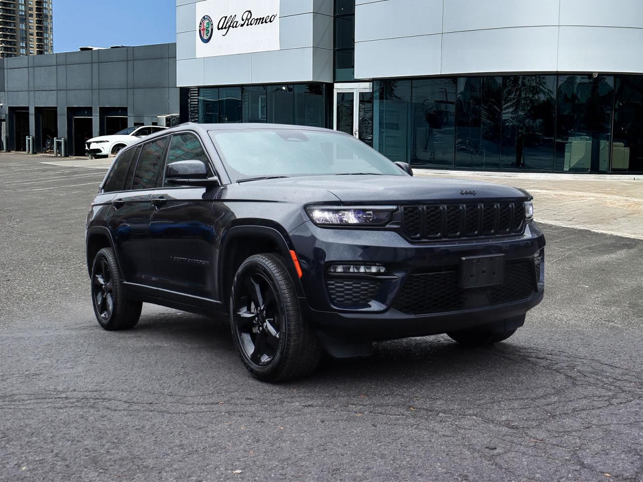 2024 Jeep Grand Cherokee LIMITED 4X4 Photo