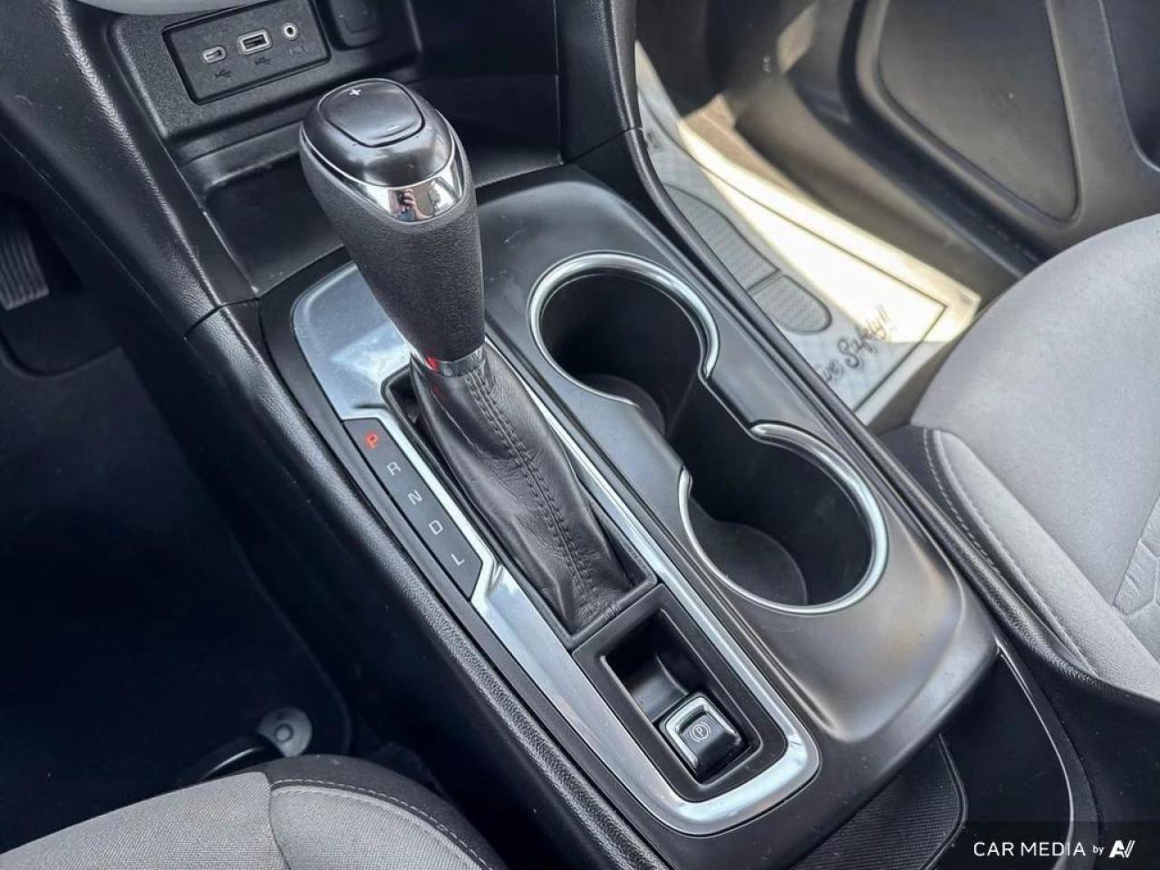 2023 Chevrolet Equinox LS BACKUP CAM   BLUETOOTH   HTD SEATS   KEYLESS EN Photo