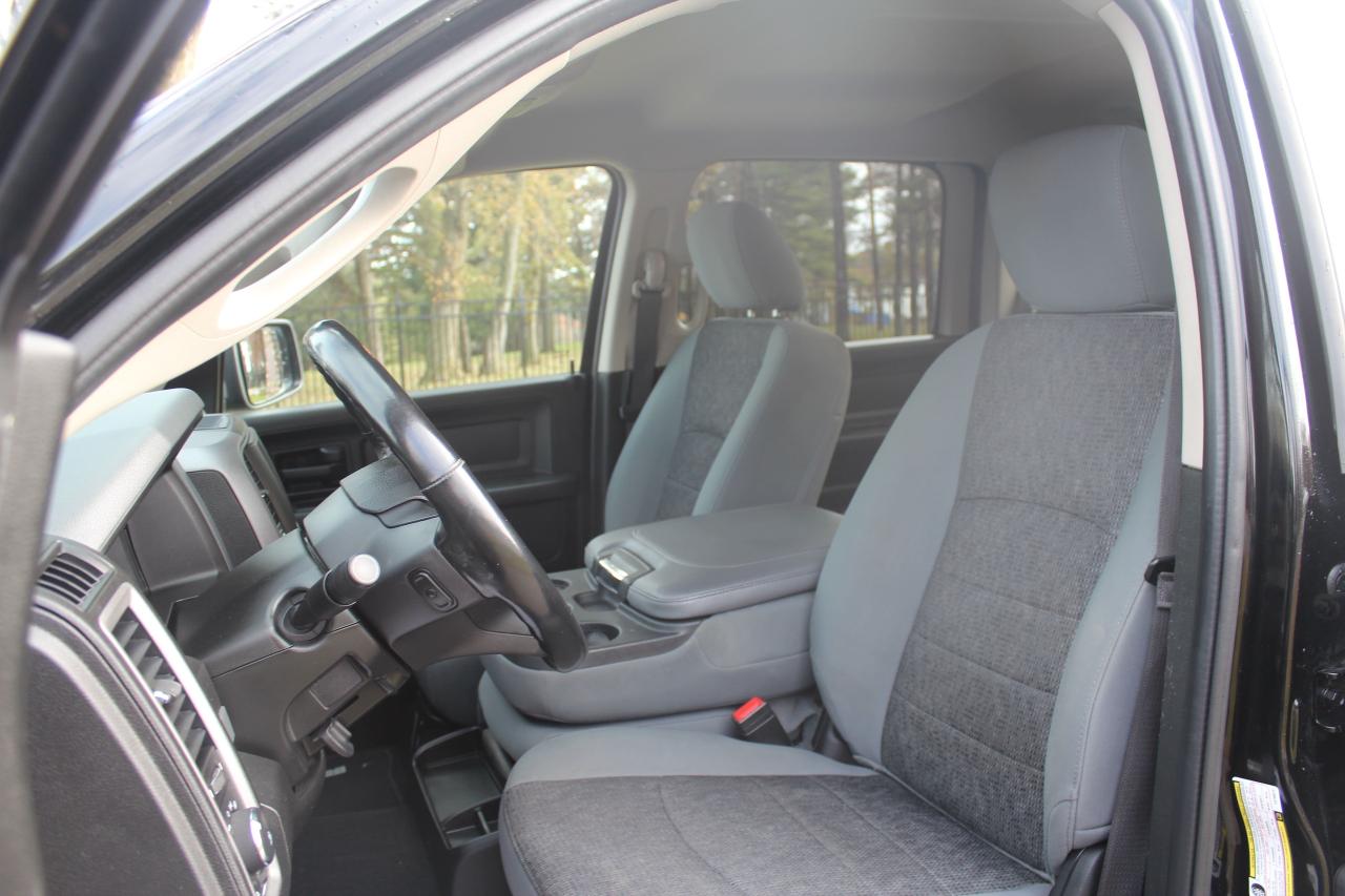 2020 RAM 1500 Classic Express 4x4 Crew Cab 5'7" Box, No Accidents Photo