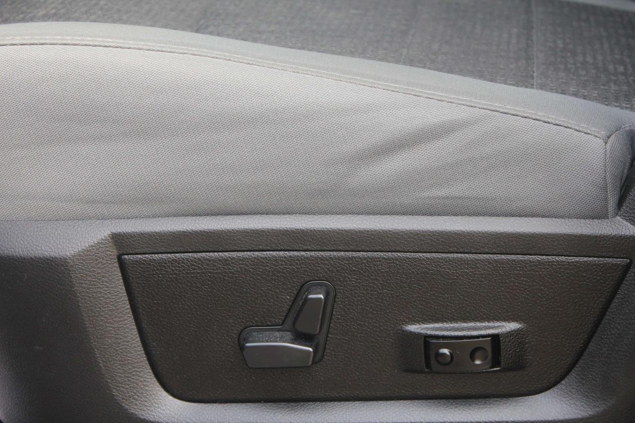 2020 RAM 1500 Classic Express 4x4 Crew Cab 5'7" Box, No Accidents Photo