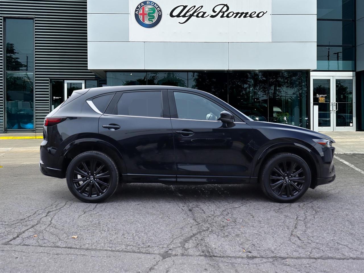 2022 Mazda CX-5 GT AWD 2.5L I4 T at Photo3