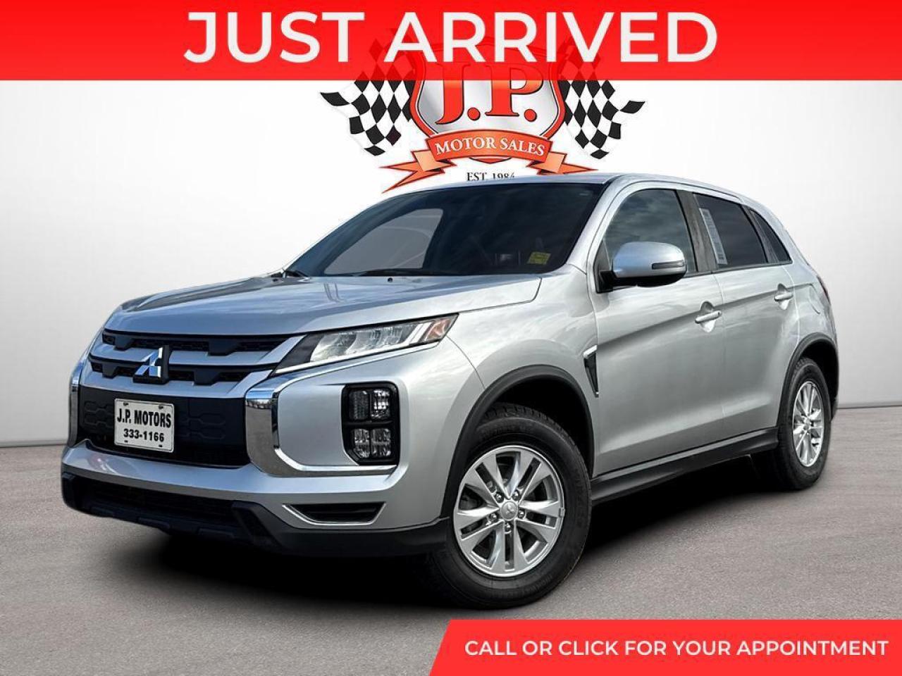 2022 Mitsubishi RVR SE BACKUP CAM   BLUETOOTH   HTD SEATS   KEYLESS EN Photo0