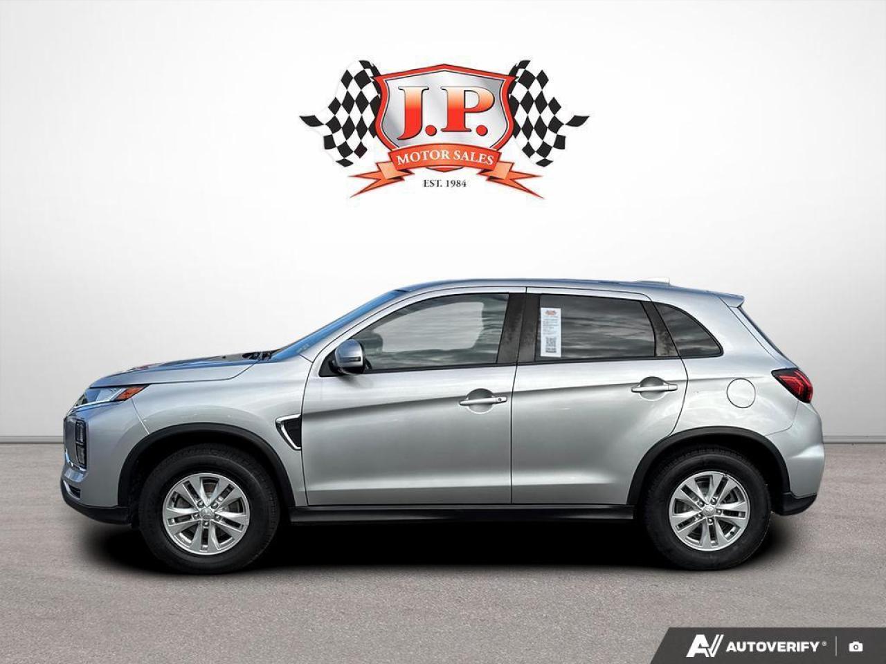 2022 Mitsubishi RVR SE BACKUP CAM   BLUETOOTH   HTD SEATS   KEYLESS EN Photo2