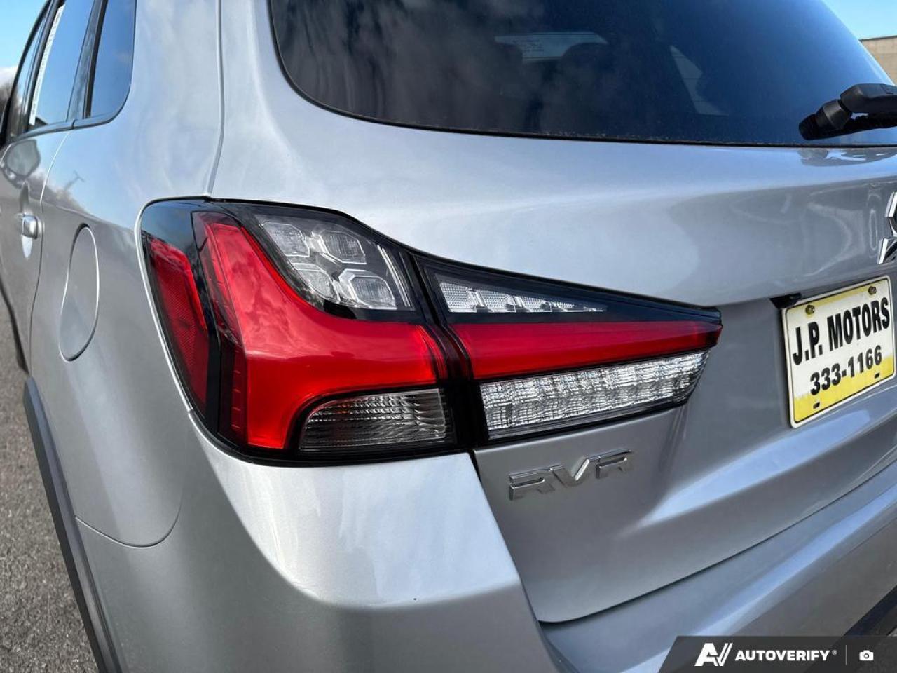 2022 Mitsubishi RVR SE BACKUP CAM   BLUETOOTH   HTD SEATS   KEYLESS EN Photo