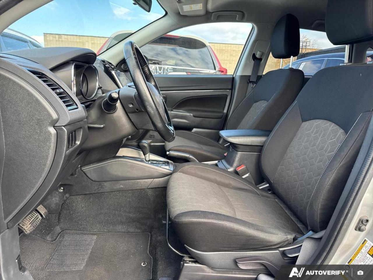 2022 Mitsubishi RVR SE BACKUP CAM   BLUETOOTH   HTD SEATS   KEYLESS EN Photo