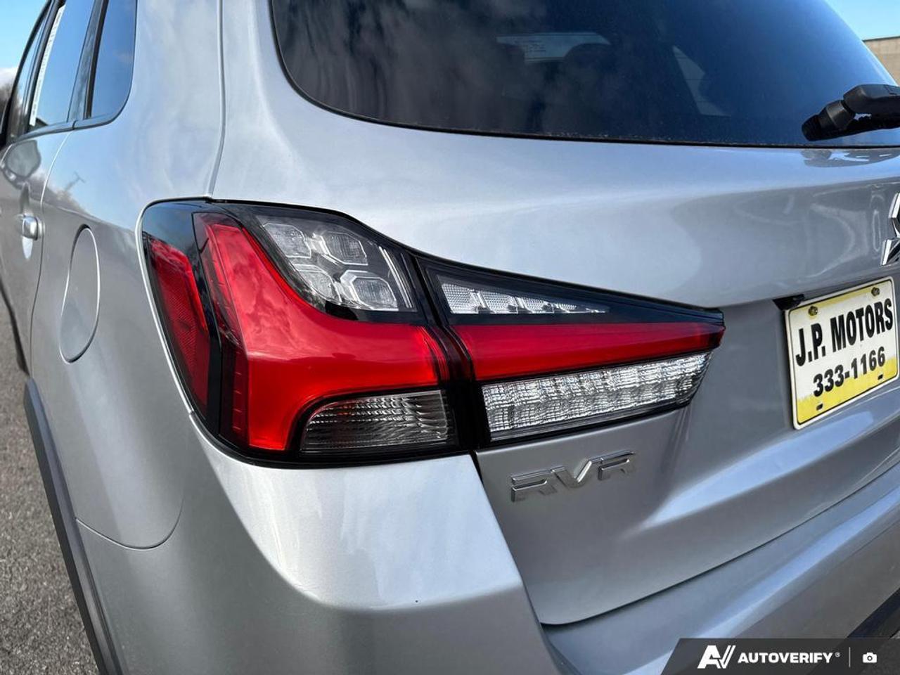 2022 Mitsubishi RVR SE BACKUP CAM   BLUETOOTH   HTD SEATS   KEYLESS EN Photo