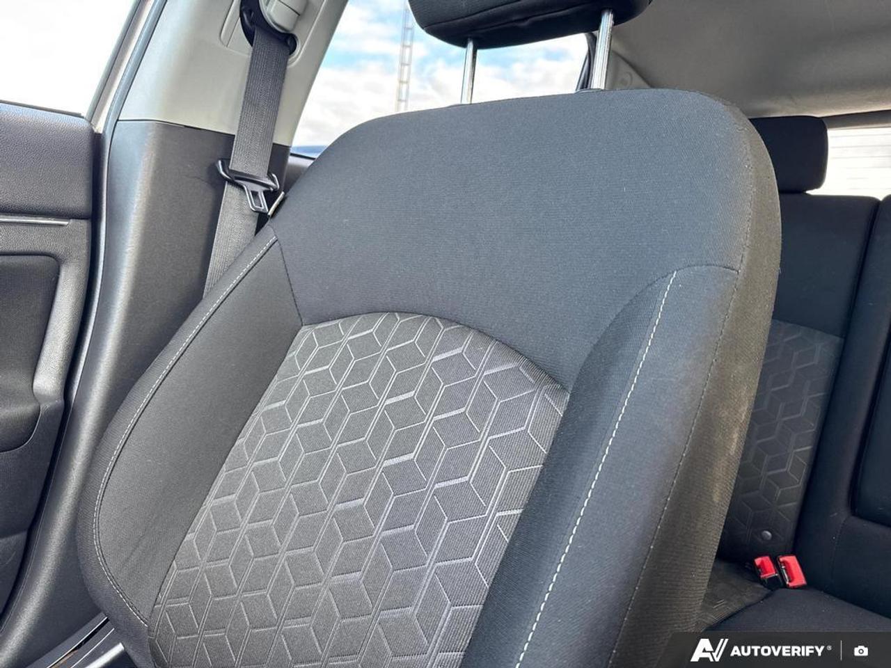 2022 Mitsubishi RVR SE BACKUP CAM   BLUETOOTH   HTD SEATS   KEYLESS EN Photo