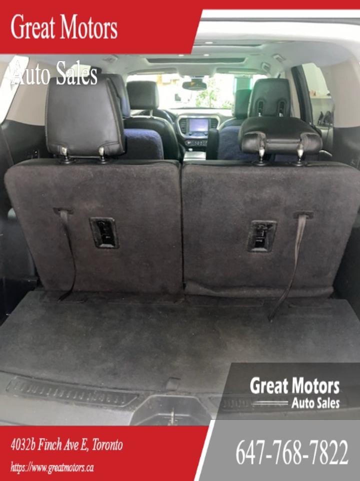 2017 GMC Acadia AWD 4DR DENALI Photo
