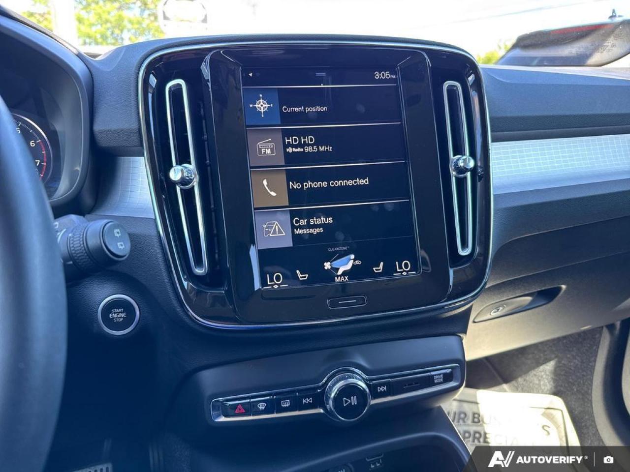 2021 Volvo XC40 T5 Momentum BACKUP CAM   BLUETOOTH   HTD SEATS   K Photo