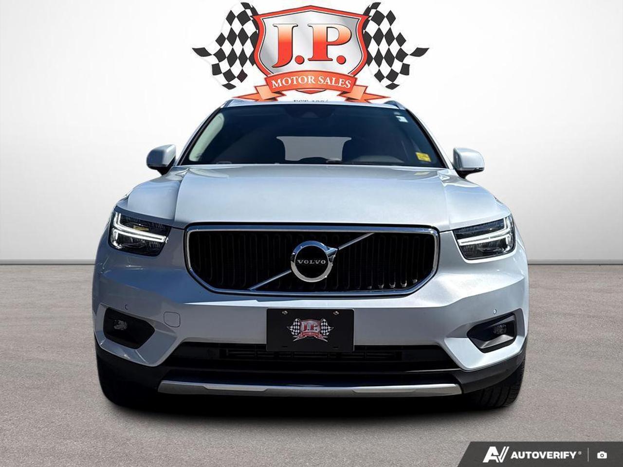 2021 Volvo XC40 T5 Momentum BACKUP CAM   BLUETOOTH   HTD SEATS   K Photo