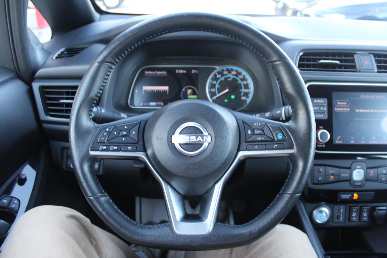 2023 Nissan Leaf SV Hatchback, Safety Certified Photo