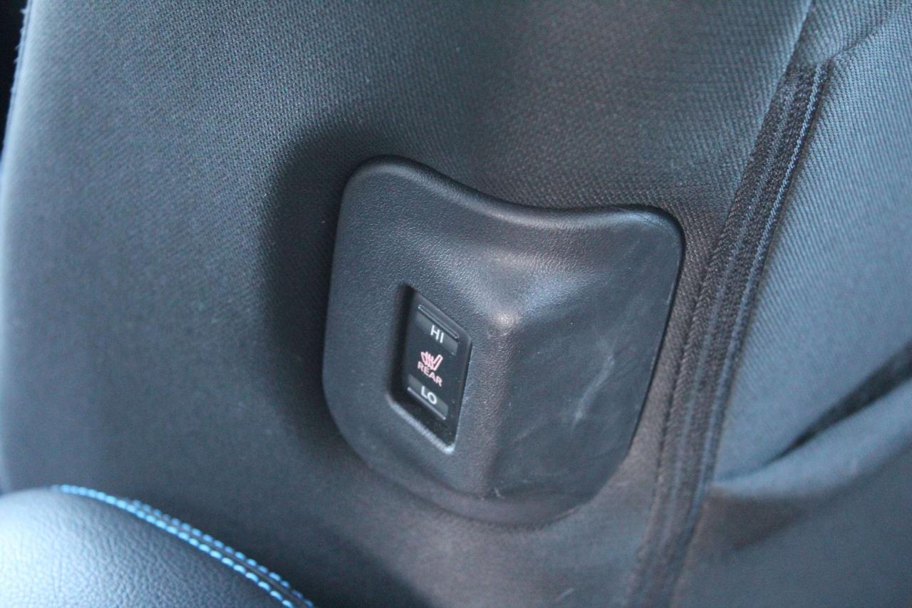 2023 Nissan Leaf SV Hatchback, Safety Certified Photo