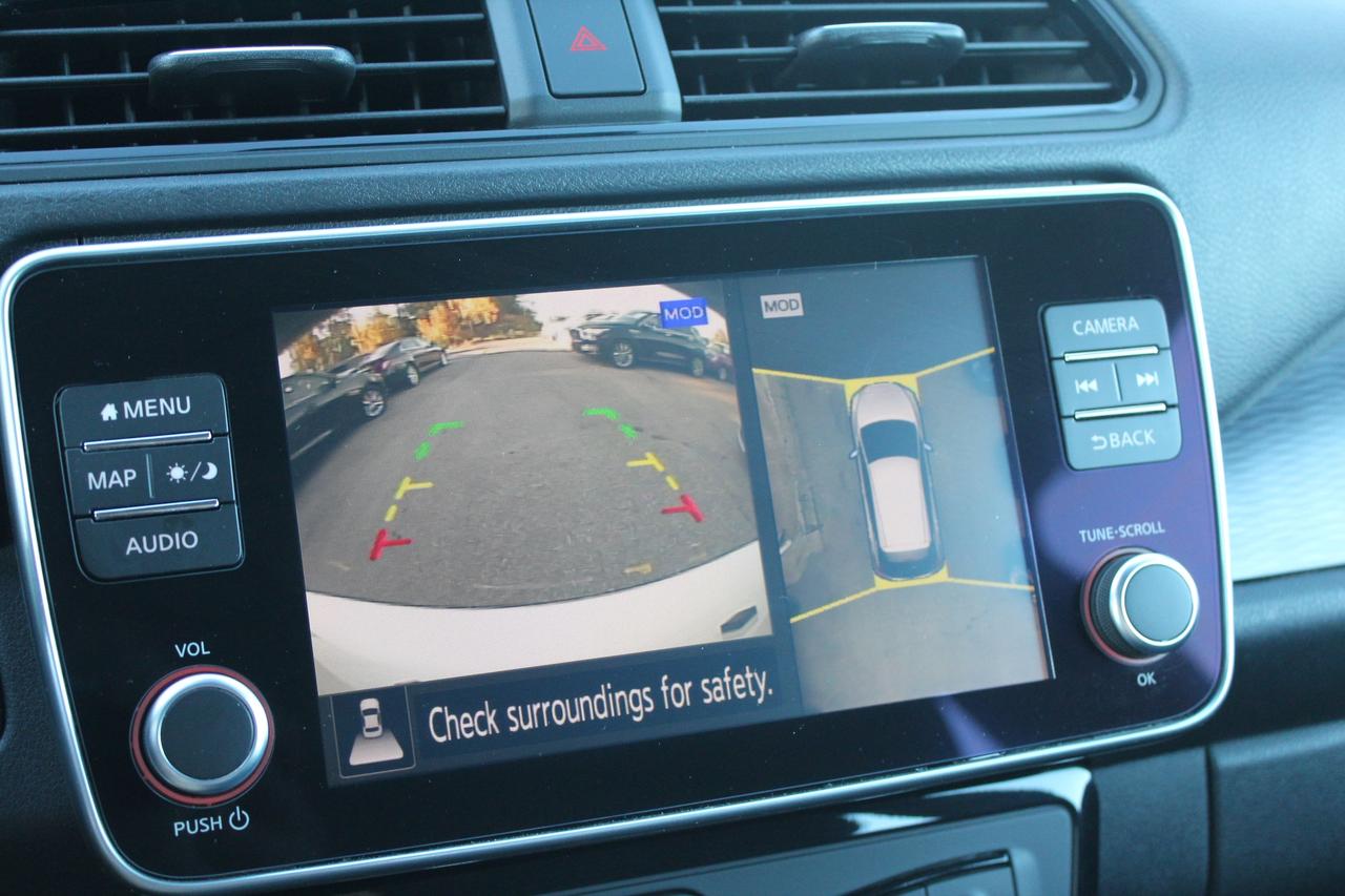2023 Nissan Leaf SV Hatchback, Safety Certified Photo