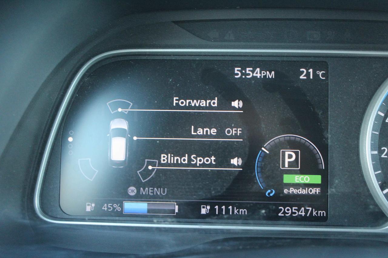 2023 Nissan Leaf SV Hatchback, Safety Certified Photo
