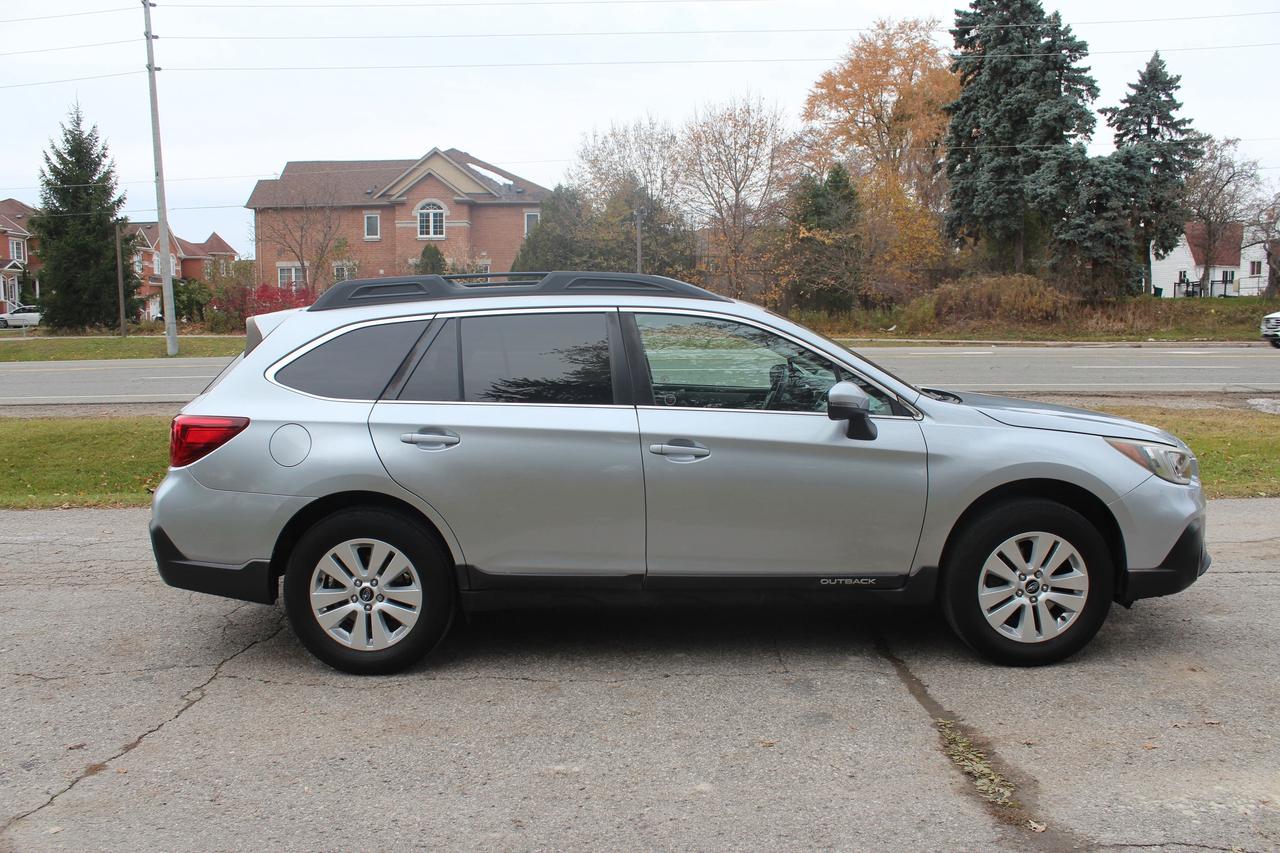 2018 Subaru Outback 2.5i Touring, No Accidents, One Owner Photo