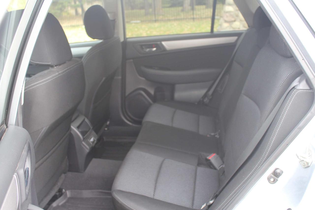 2018 Subaru Outback 2.5i Touring, No Accidents, One Owner Photo