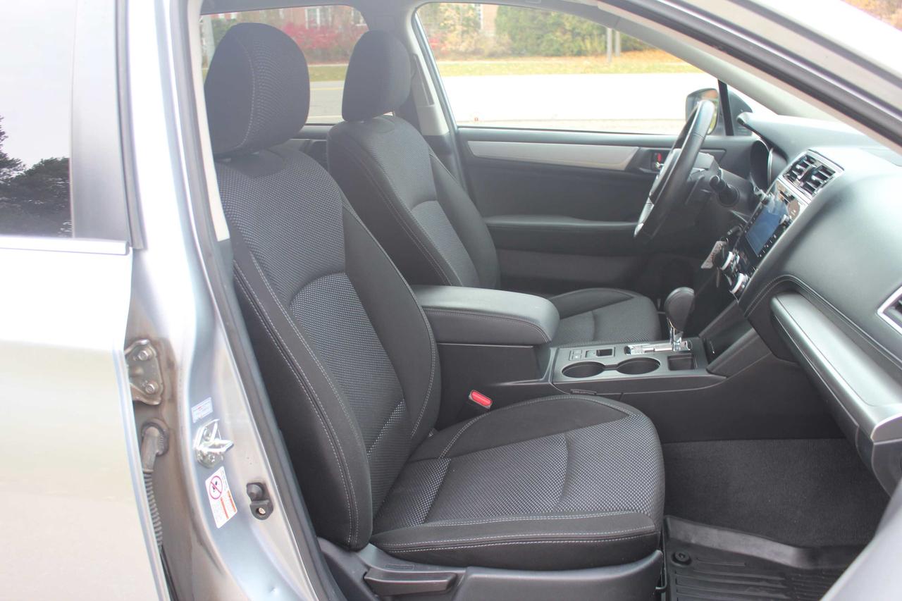 2018 Subaru Outback 2.5i Touring, No Accidents, One Owner Photo
