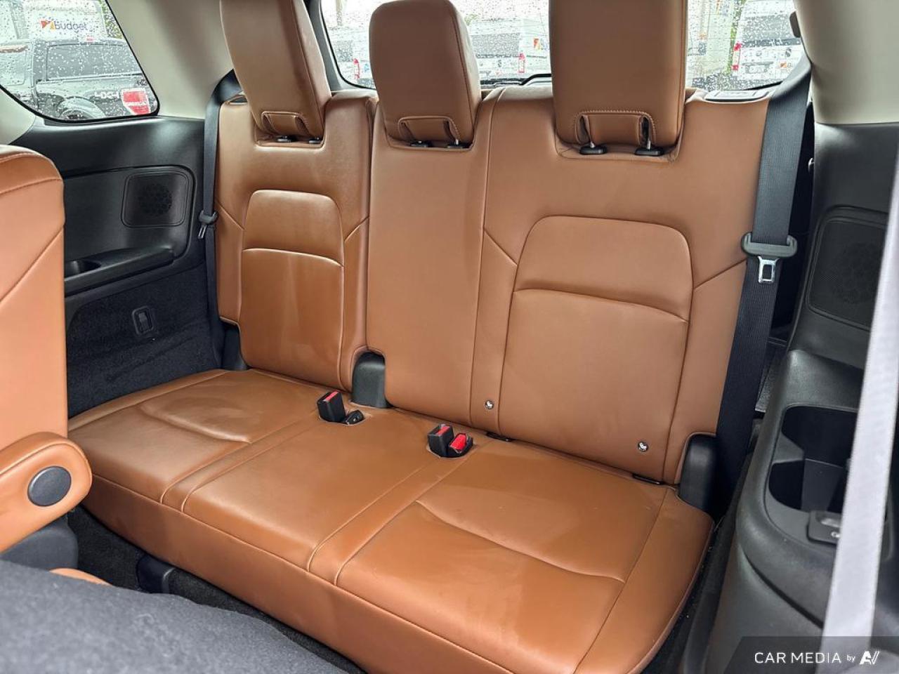 2024 Nissan Pathfinder Platinum BACKUP CAM   BLUETOOTH   HTD & CLD SEATS Photo