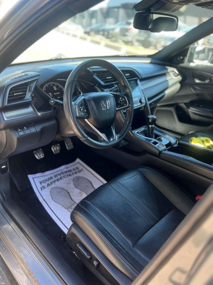2019 Honda Civic Hatchback Sport Touring Manual Photo