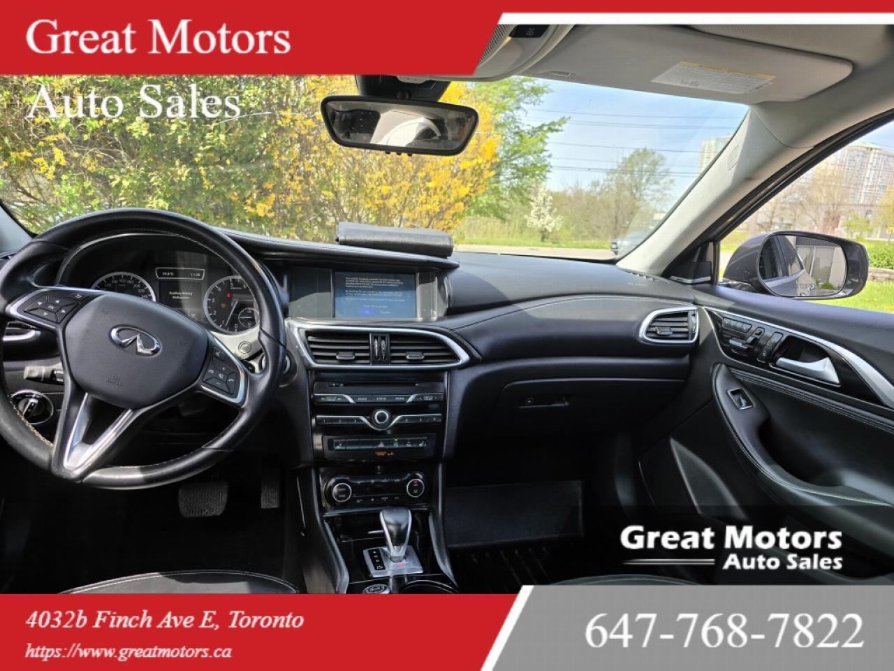 2017 Infiniti QX30 AWD 4dr Photo