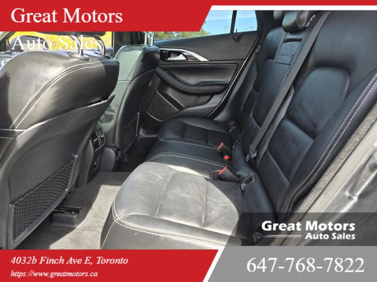 2017 Infiniti QX30 AWD 4dr Photo