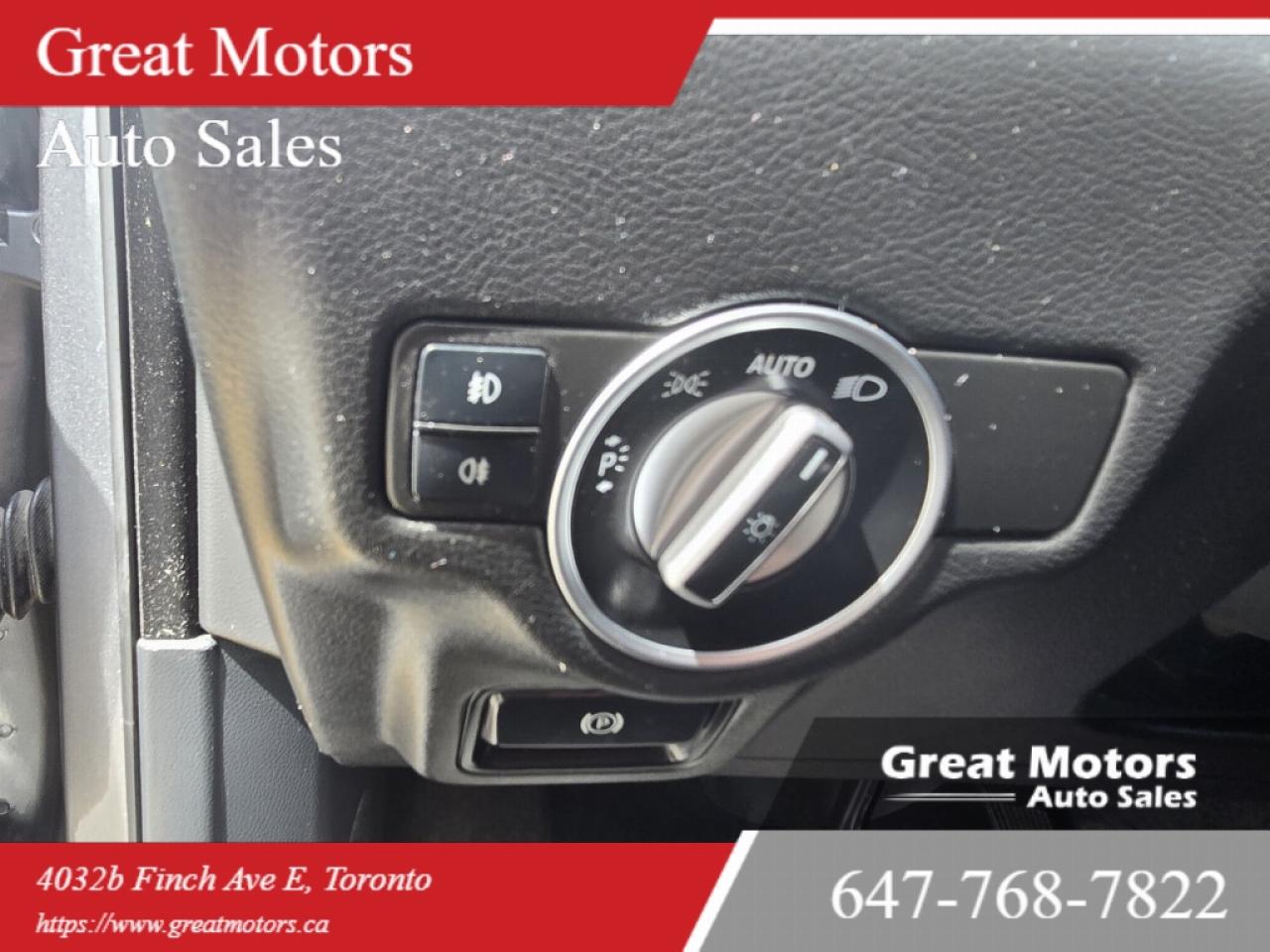 2017 Infiniti QX30 AWD 4dr Photo