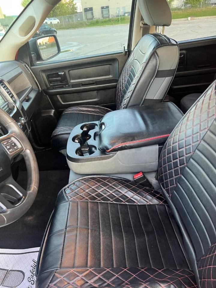 2019 RAM 1500 Classic Express 4x4 Reg Cab 64 Box Photo