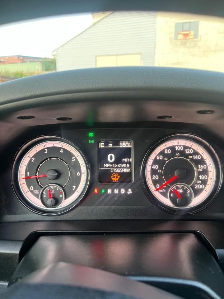 2019 RAM 1500 Classic Express 4x4 Reg Cab 64 Box Photo