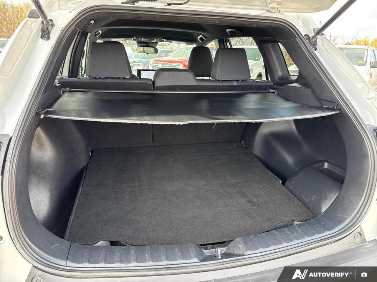 2023 Toyota Corolla Cross SE HYBRID   BACKUP CAM   BLUETOOTH   HTD SEATS   K Photo