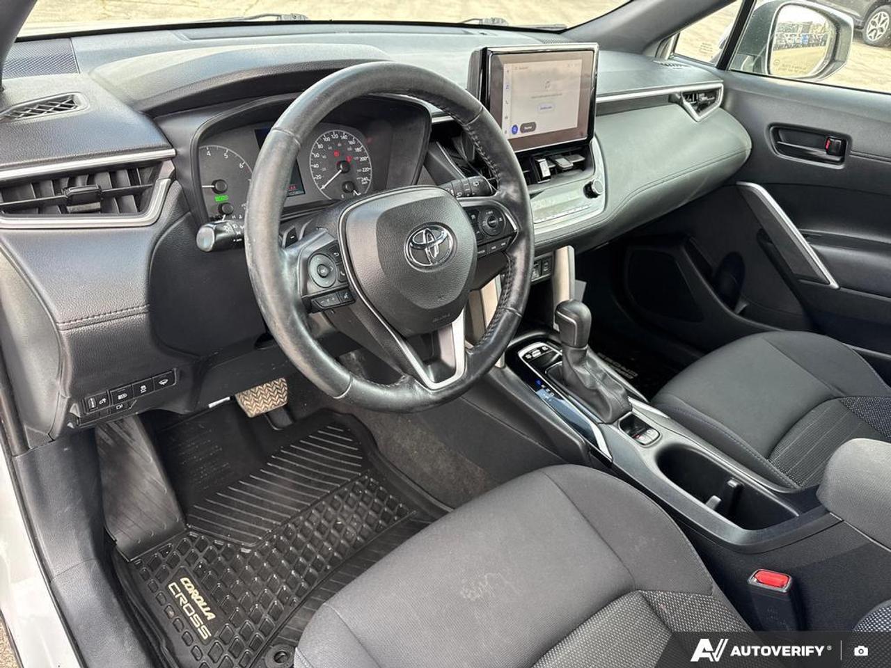 2023 Toyota Corolla Cross SE HYBRID   BACKUP CAM   BLUETOOTH   HTD SEATS   K Photo