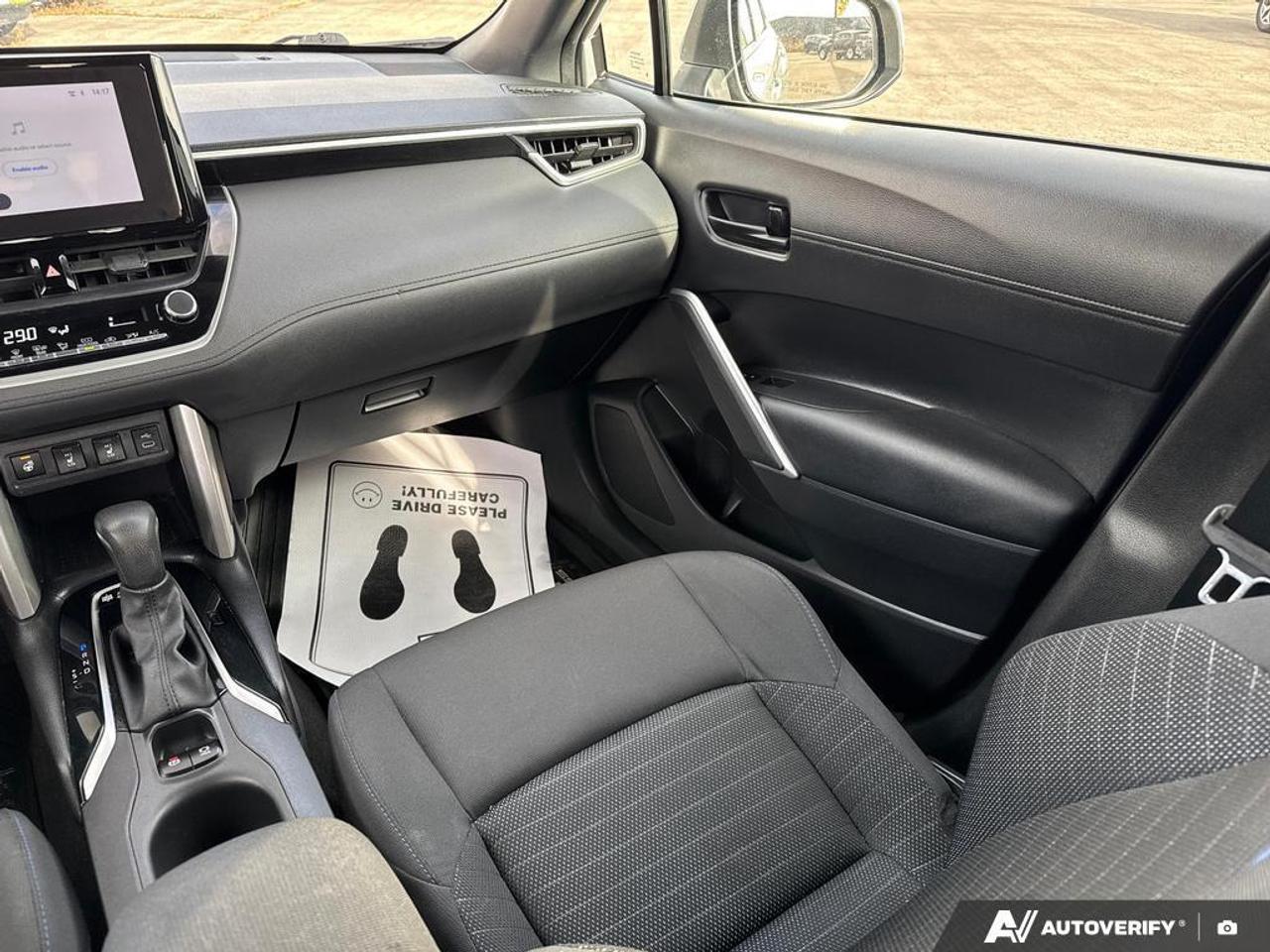 2023 Toyota Corolla Cross SE HYBRID   BACKUP CAM   BLUETOOTH   HTD SEATS   K Photo