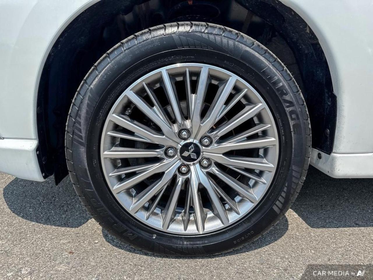 2020 Mitsubishi Outlander PHEV SEL HYBRID   BACKUP CAM   BLUETOOTH   HTD LTHR SEA Photo