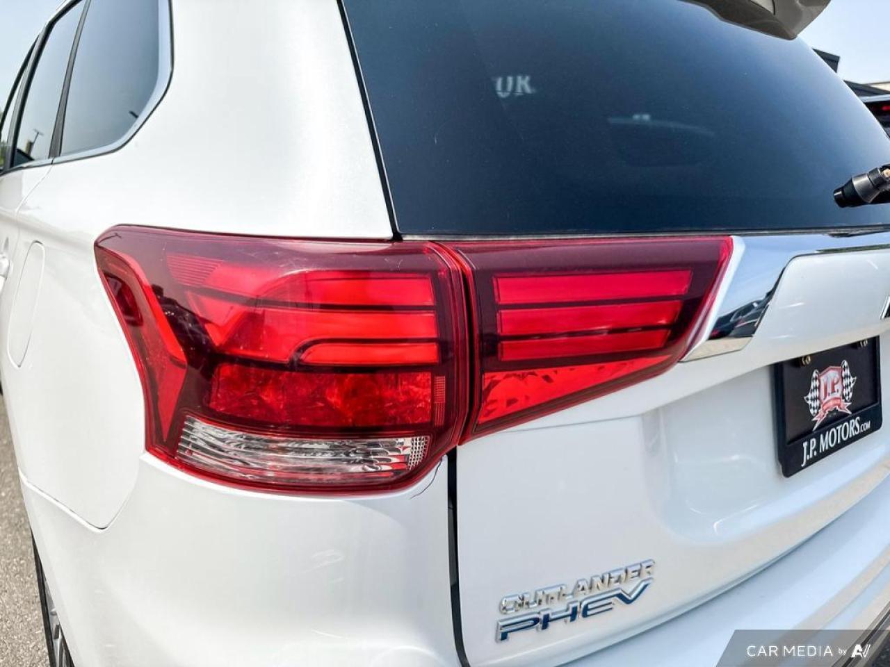 2020 Mitsubishi Outlander PHEV SEL HYBRID   BACKUP CAM   BLUETOOTH   HTD LTHR SEA Photo