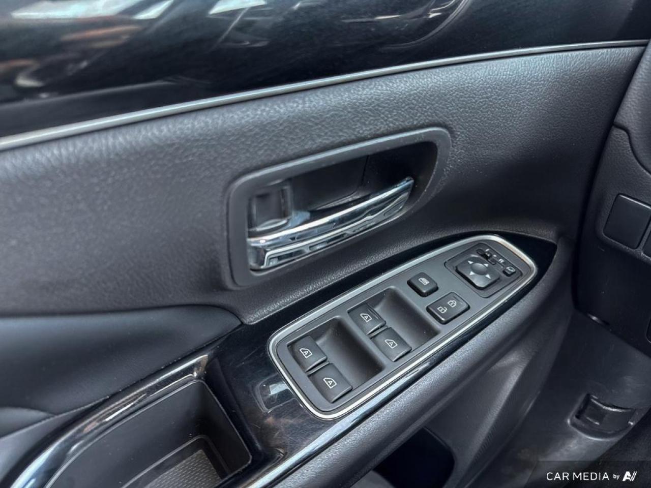 2020 Mitsubishi Outlander PHEV SEL HYBRID   BACKUP CAM   BLUETOOTH   HTD LTHR SEA Photo