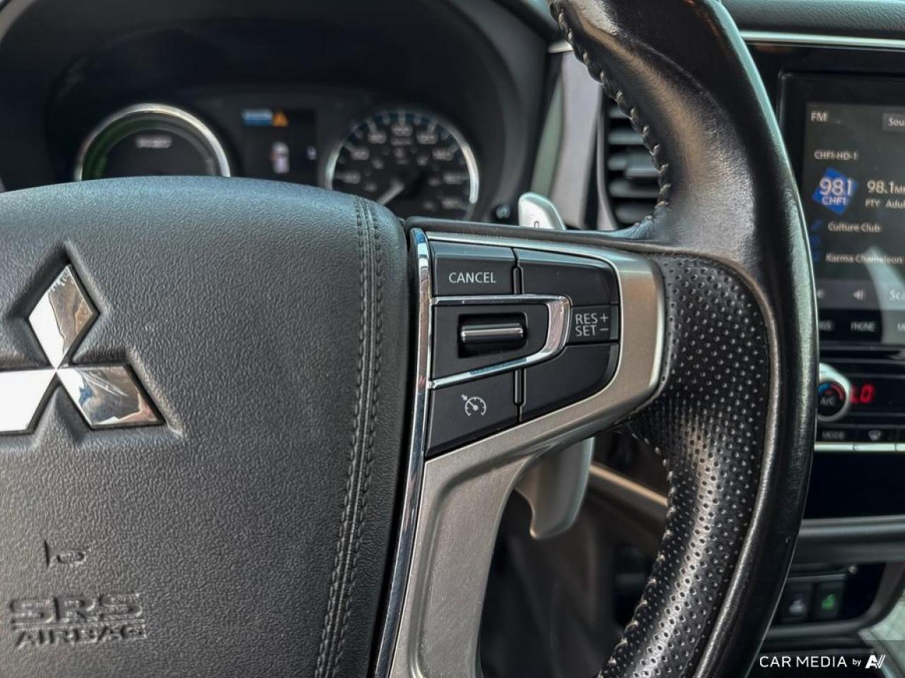 2020 Mitsubishi Outlander PHEV SEL HYBRID   BACKUP CAM   BLUETOOTH   HTD LTHR SEA Photo