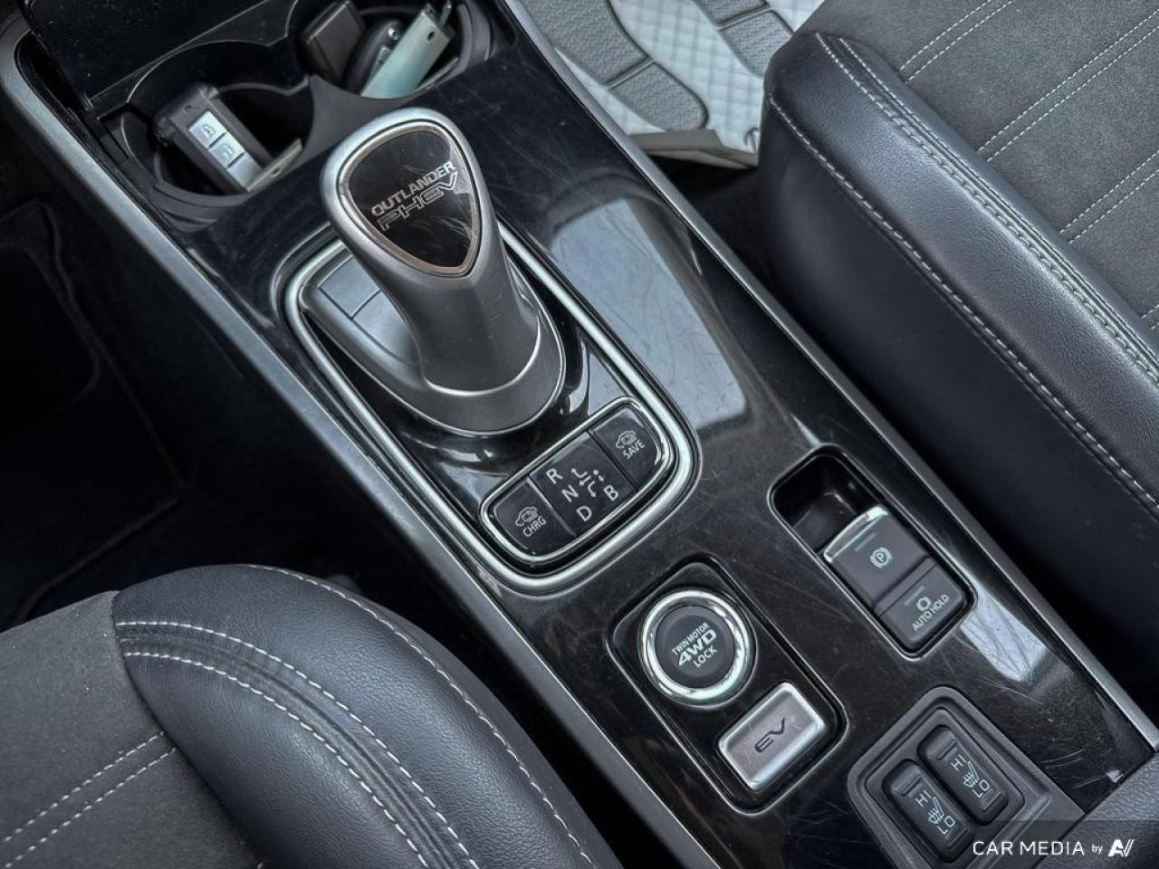 2020 Mitsubishi Outlander PHEV SEL HYBRID   BACKUP CAM   BLUETOOTH   HTD LTHR SEA Photo