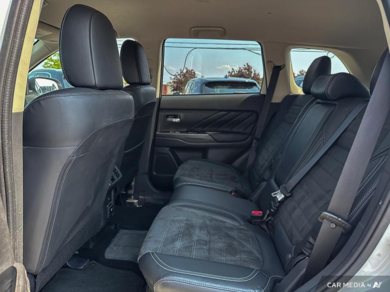 2020 Mitsubishi Outlander PHEV SEL HYBRID   BACKUP CAM   BLUETOOTH   HTD LTHR SEA Photo