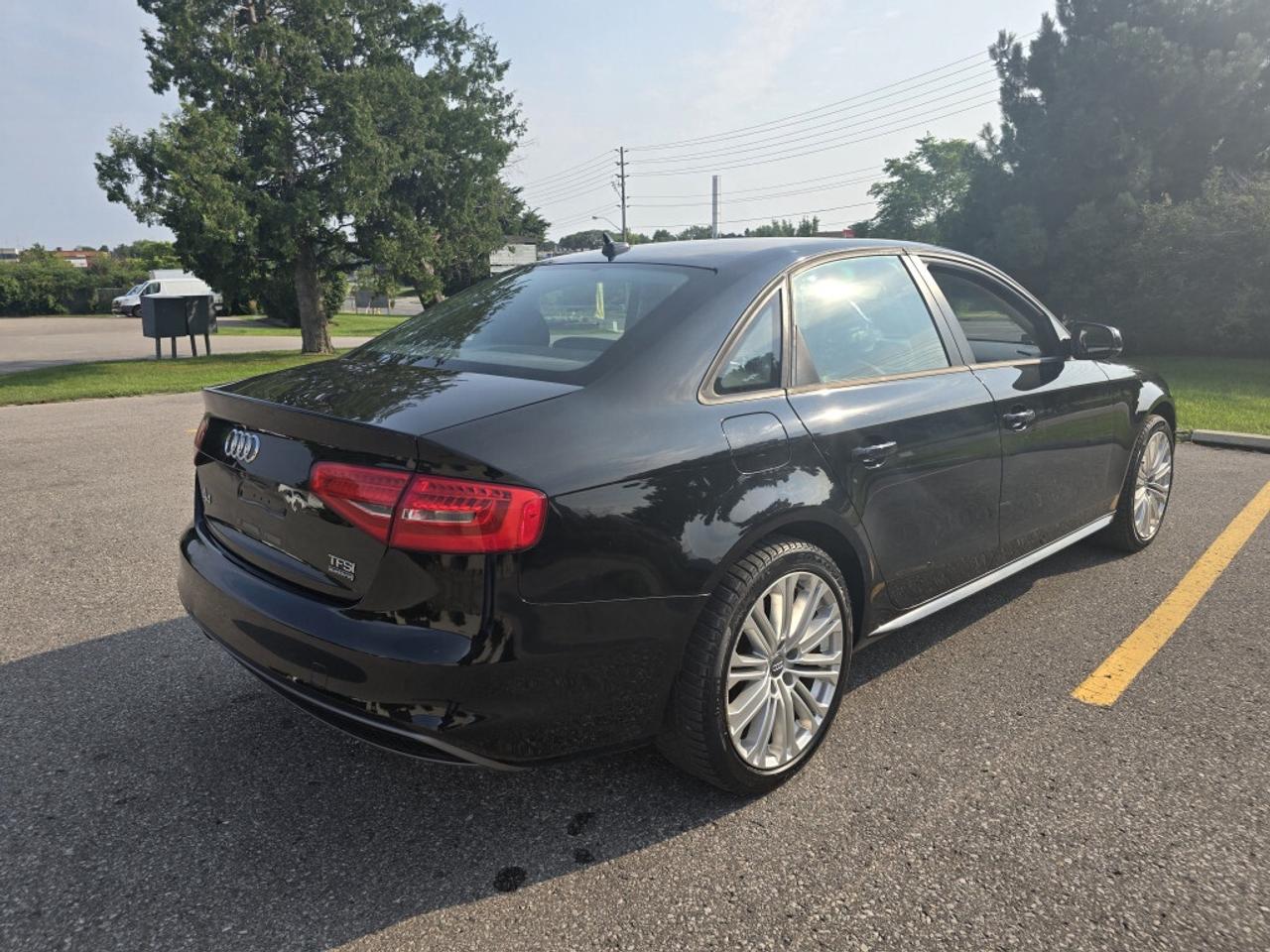 2016 Audi A4 2.0T Premium 4dr All-Wheel Drive quattro Sedan Aut Photo3